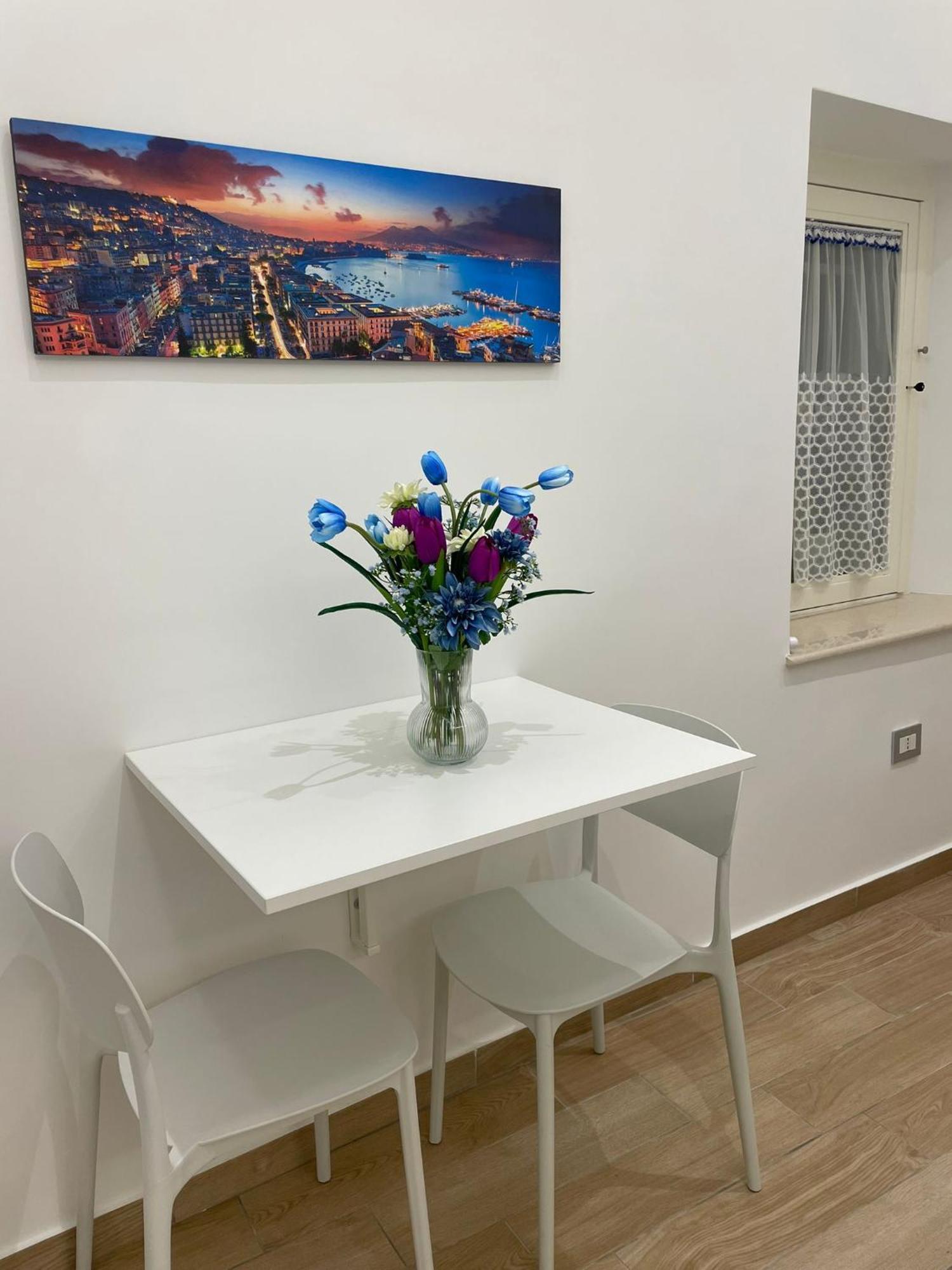 Civico 14 Chiaia Apartment Наполи Екстериор снимка